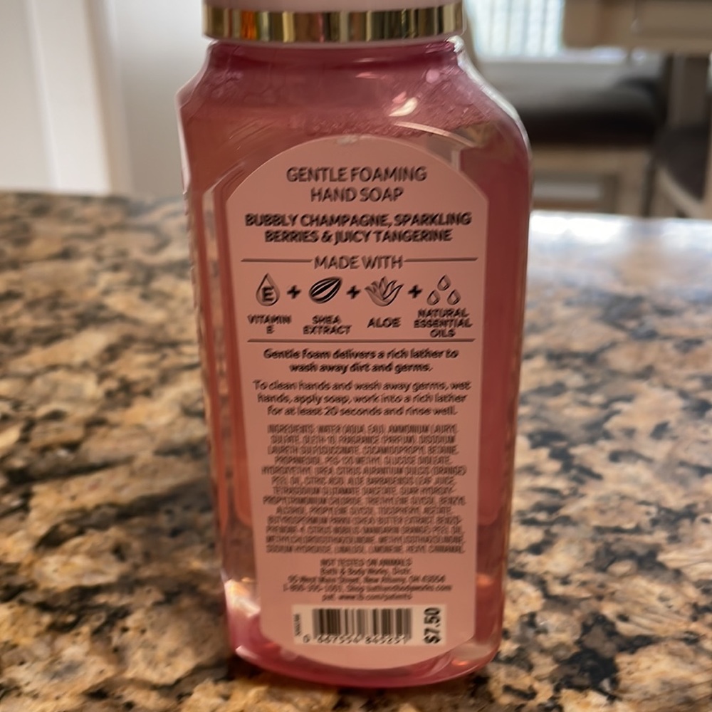 Hand soap - Picture 2 of 2